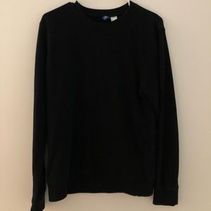 Black plain crewneck sweatshirt